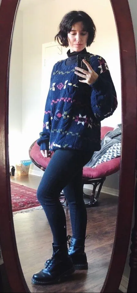 vintage • handknit sweater pullover chunky oversized navy blue 1990s cable knit - Image 4
