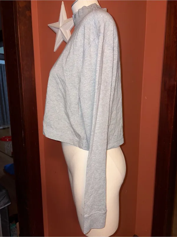Nike rhinestone Gray Cropped Long-Sleeve Mock Neck Top - Image 5