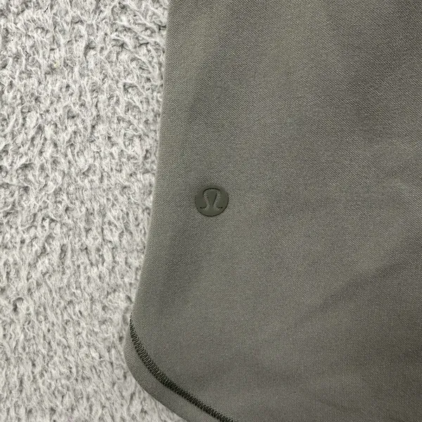 Lululemon On The Fly Skirt Woven Grey Sage Green‎ Travel Business Casual Women 4 - Image 3