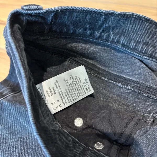 American Eagle Black Distressed Straight Leg Jeans Size 12 - Image 4