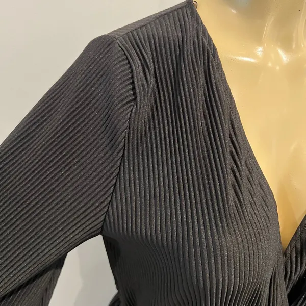 Zara Pleated Dress Sz M Black Long Sleeves V-neck Mini - Image 4