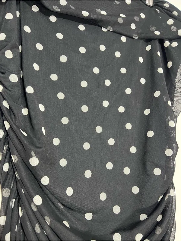 Abercrombie & fitch Off-Shoulder Black and white Polka Dot Mesh Bodysuit size XL - Image 4