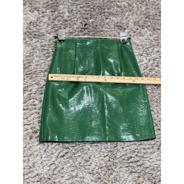 Porridge Anthropologie Women XS Mini Skirt Faux Leather Green Croc Embossed - Image 11