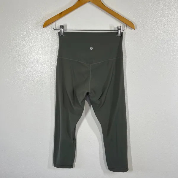 Lululemon Align High-Rise Crop 21" Leggings‎ Grey Sage Nulu 6 LW6BGFS Athleisure - Image 3
