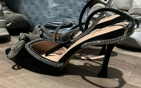 Heels Black Size 7.5 - Image 2