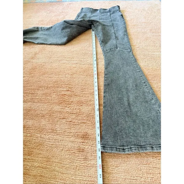 Forever 21 Premium High Rise Flare Jeans Gray Acid Wash Stretch Pull On Pants S - Image 6