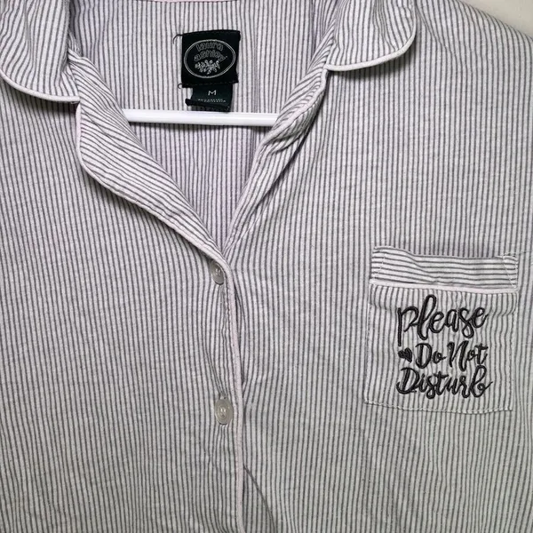 Laura Ashley Womens Size M Long Sleeve Do Not Disturb Print Sleep‎ Shirt PJ Top - Image 2