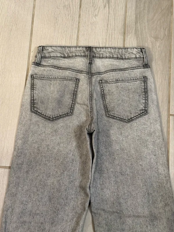SO Wide-Leg High-Rise Jeans - Grey Mineral Wash - Image 5