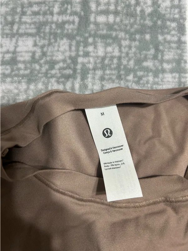 Lululemon Long Wundermost Sleeve - Image 2