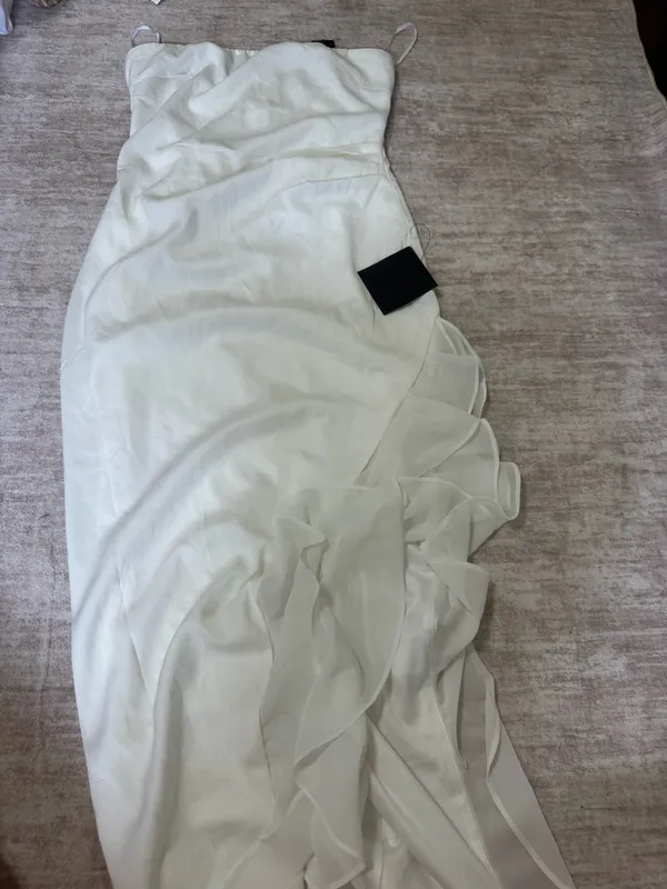 Lulus satin ruffle midi dress size small - Image 2