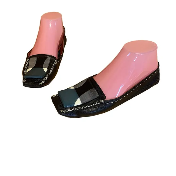 Marc Jacobs Black Leather Driving Loafer Shoes With Teal & Cream Decor (36.5) - Image 2