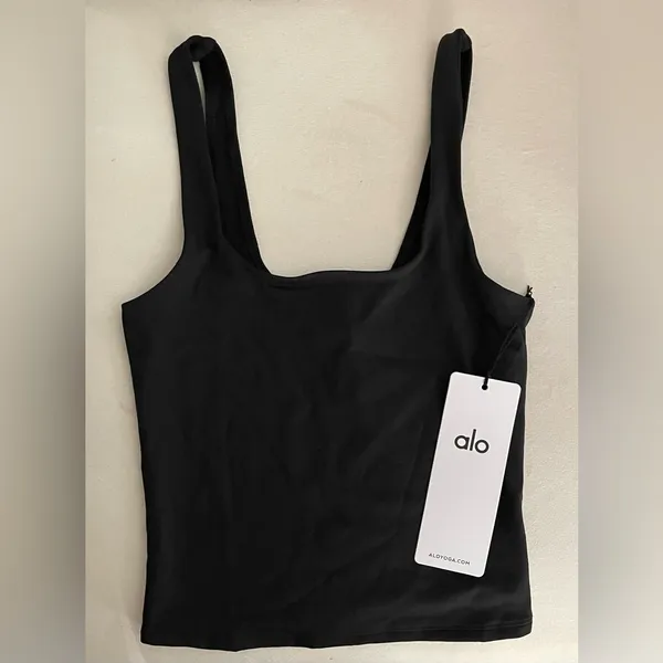 Alo Yoga NWT Softsculpt Precision Tank Top in Black Size S - Image 5