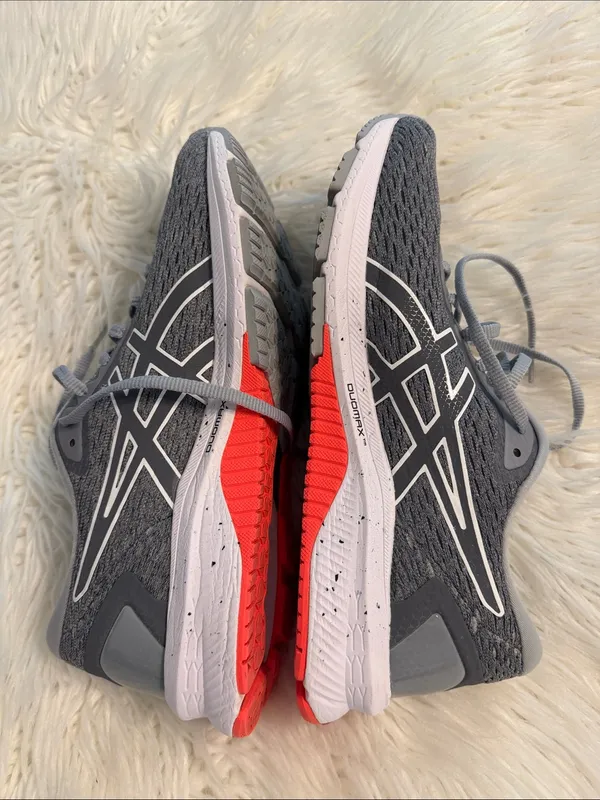 ASICS Women’s Gray Running Shoes with Mint and Coral Accents size 10 - Image 7