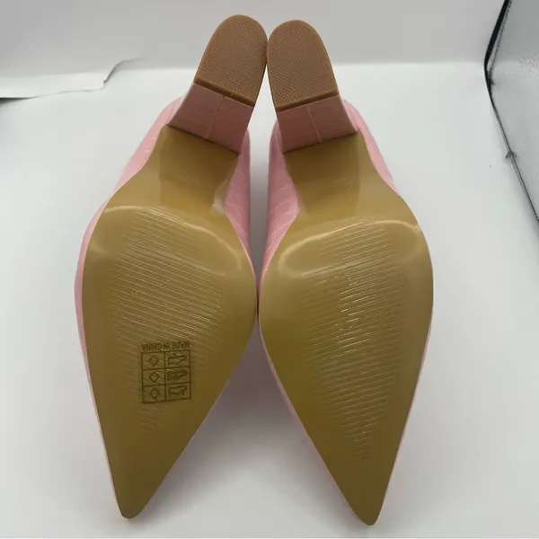 Women’s crocodile embossed chunky heeled pink court pumps Size 38/7.5US - Image 10