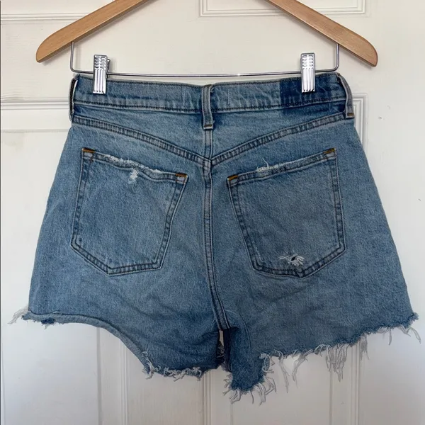 Abercrombie & Fitch The 90’s Baggy Low Rise Curve Love Jean Short Blue Size 2 26 - Image 3