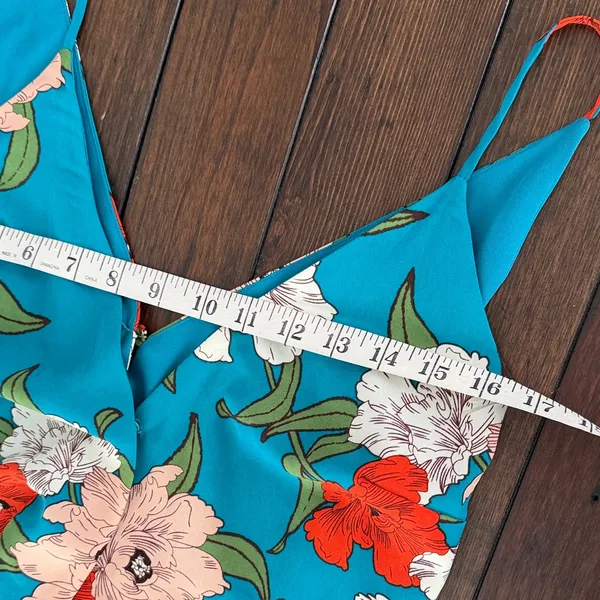 Lulus Teal Floral Wrap Midi Dress Size M - Image 9