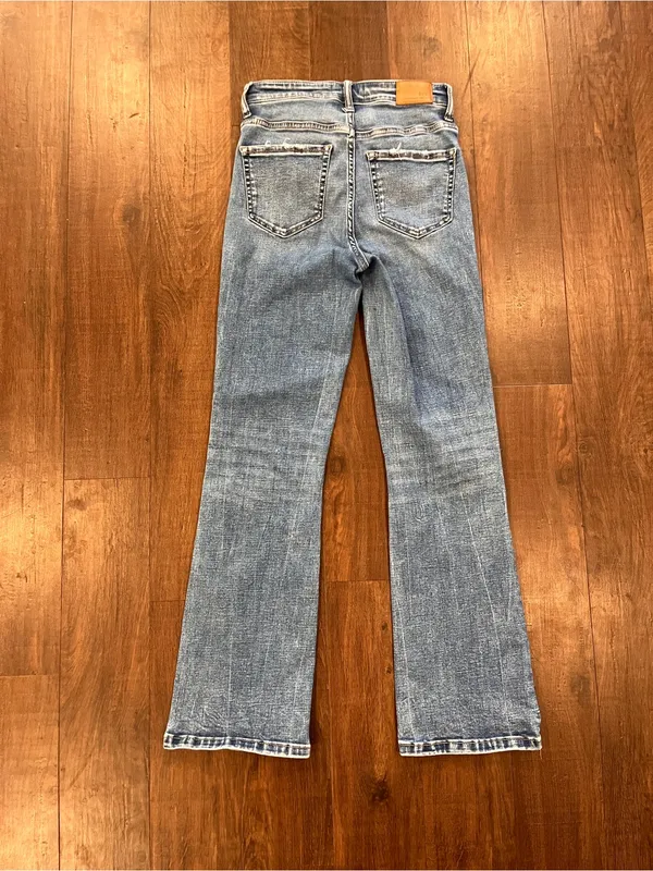 BKE Buckle Parker Jeans Women’s 24x29.5 Tailored Bootcut Universal Fit High Rise - Image 6