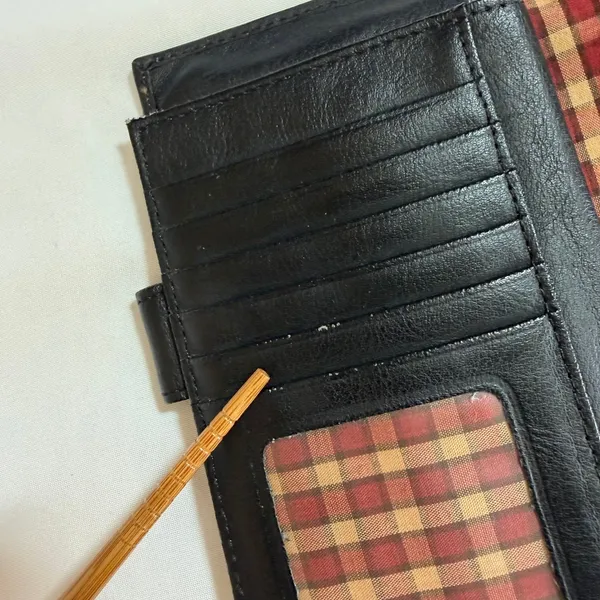 Dockers Black Leather Tri-Fold Continental Wallet Plaid Lining Checkbook Holder - Image 9