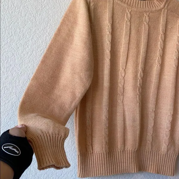 Vintage Horizon cable knit sweater peachy pink granny core - Image 3