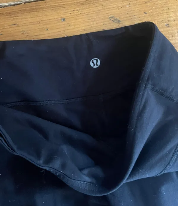Lululemon Black Cropped Leggings - Image 2