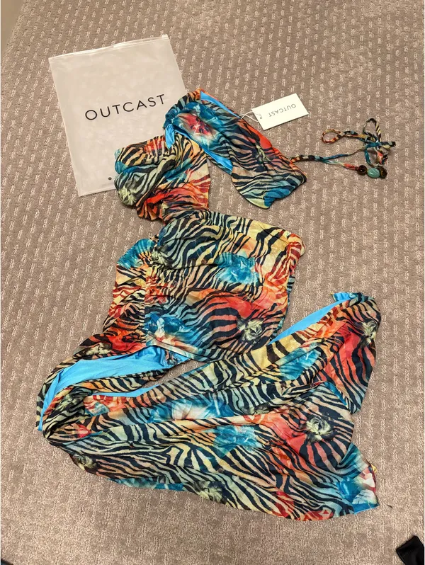 Outcast Raelia Mini Dress Zelion - Image 4
