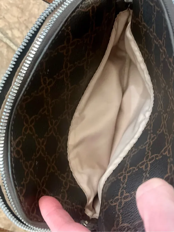 Nine West Dome Crossbody Bag Brown Monogram Coated Canvas Tan Strap GUC - Image 9
