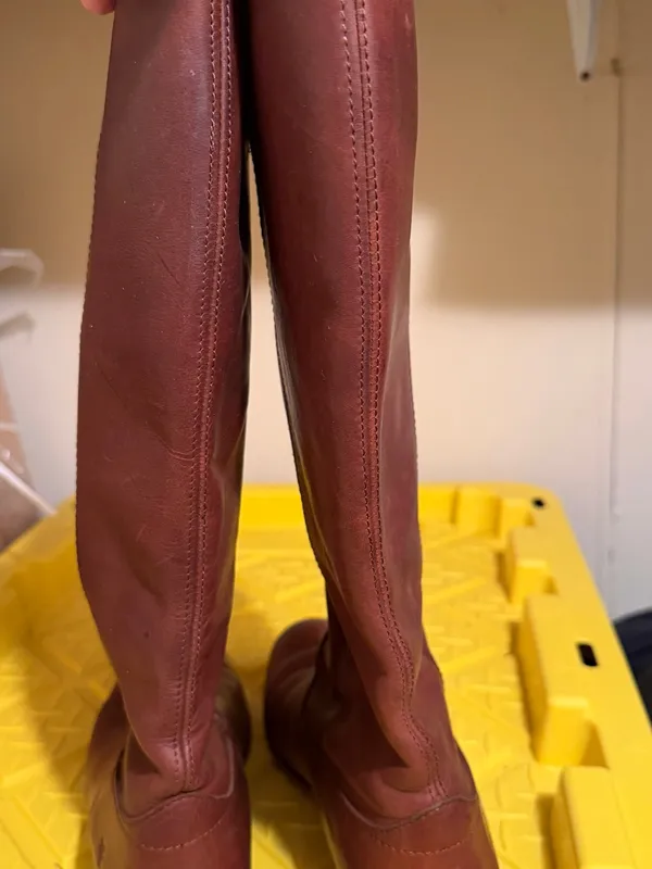 Frye Melissa Button 2 Tall Leather Riding Boots in Burgundy/Brown Womens 8.5 - Image 3