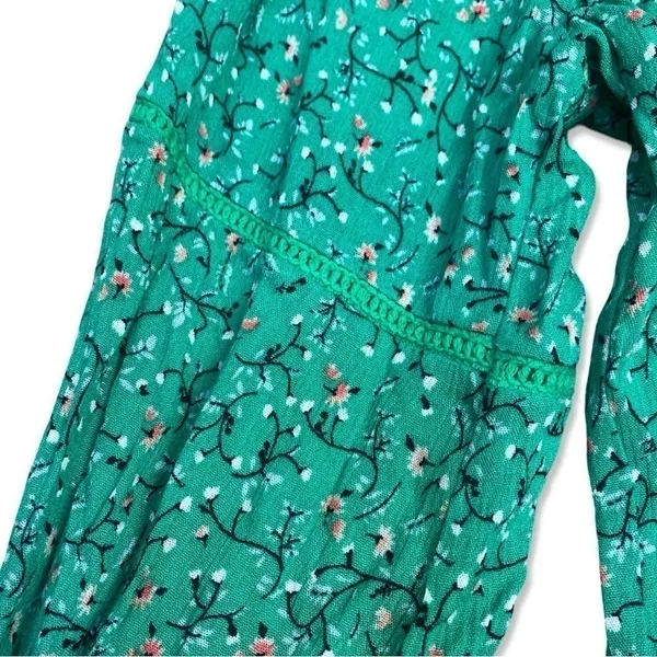 ⭐️PLEIONE Womens Green Floral Flowy Ruffle Oversized Blouse - Image 6