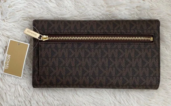 Michael Kors Brown Jet Set Travel Large Trifold Wallet - Image 2