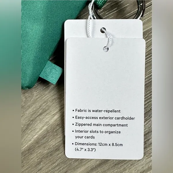 LULULEMON Clippable Card Pouch - Image 7