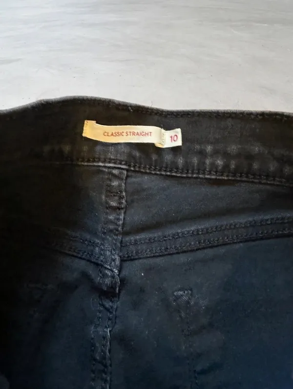 Levi's Women's Classic Straight Black Denim Jeans Sz 10 Waterless - Image 2