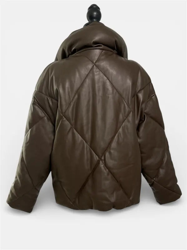 Abercrombie & Fitch Oversized Vegan Leather Diamond Puffer Sz M - Image 8