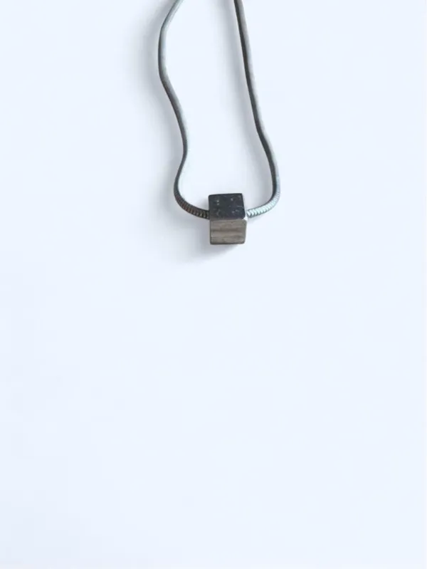 Minimalist Vintage Cube Pendant Necklace by Trifari - Image 3