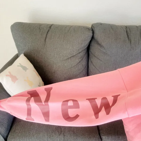 NYC Brooklyn Pink Graphic Sweatshirt Size undefined - Image 3