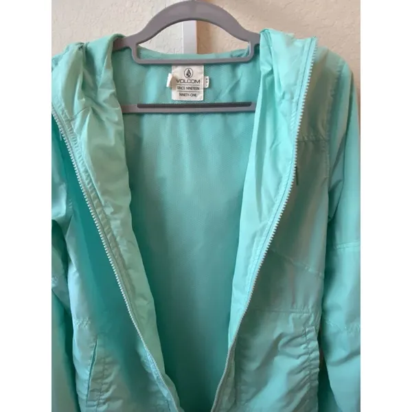 Volcom Hooded Enemy Stone Windbreaker in‎ light blue Sz 8/XS - Image 4