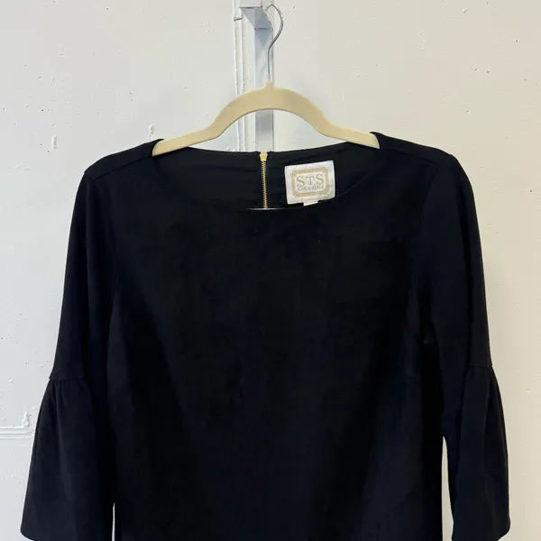 NWT Sail to Sable Faux Suede Brushed Bell Sleeve Minimalist Blouse Too Blk Large - Image 4