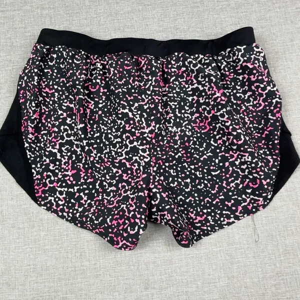 Under Armour Running Shorts Womens Large Black Pink Print 3 In Lined HeatGear - Image 9