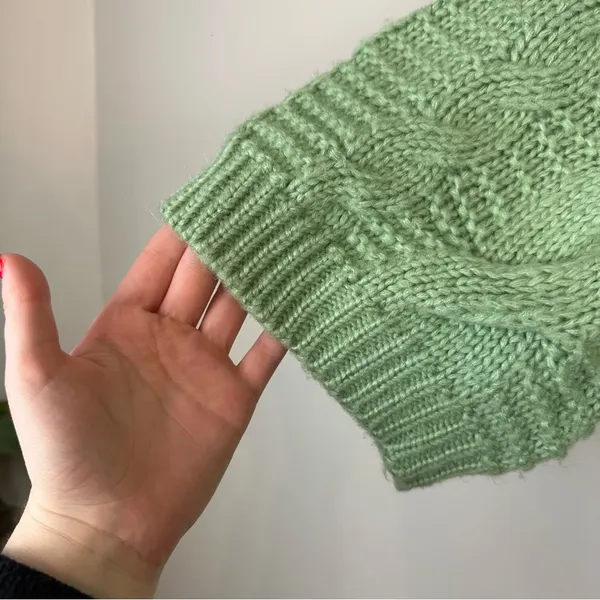 Princess Polly | Light Green Chunky Cable Knit Oversized Pullover Sweater M/L - Image 4