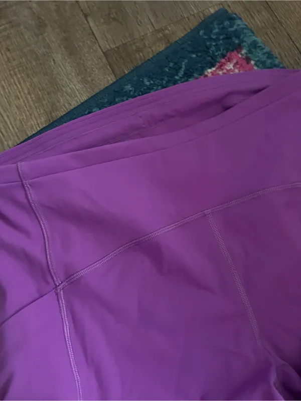 Lululemon purple cropped leggings size 12 - Image 7