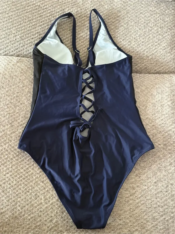 Classic Navy Corset Back One-Piece Swimsuit EUC Size XL - Image 5
