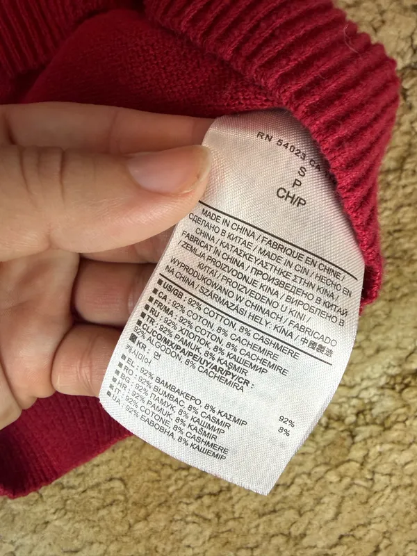 Banana Republic Red Cotton Cashmere V-Neck Sweater Size S - Image 4