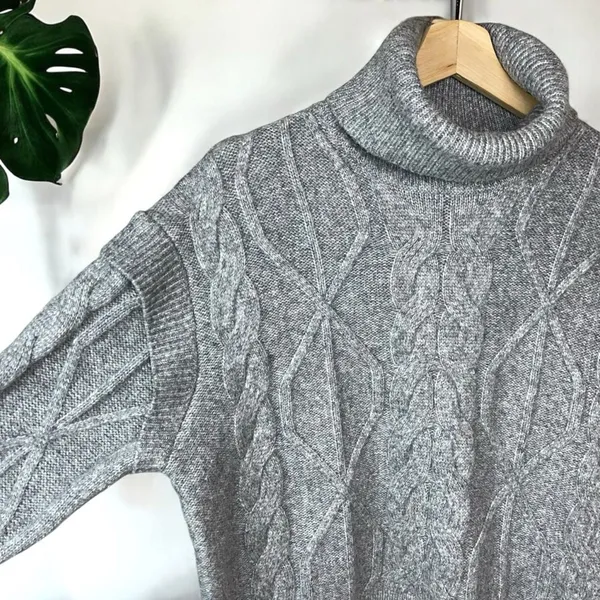 Elie Tahari Chunky Cable Knit Turtleneck Ski Sweater - Image 7