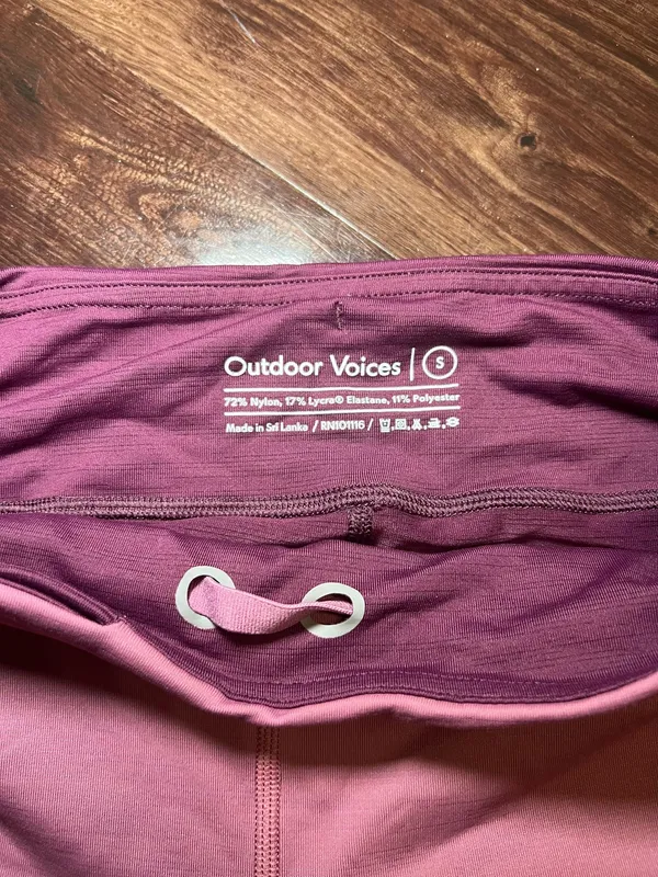Outdoor Voices Leggings Move Free 3/4 Tech Sweat Size Small Color block Pink and Purple - Image 6