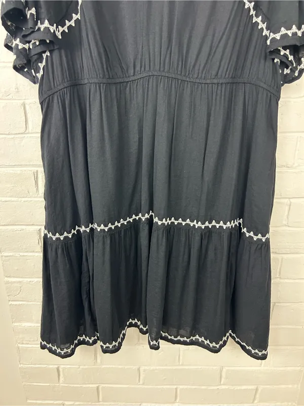Old Navy Black Embroidered Stitched Casual Summer Dress Size XL - Image 4