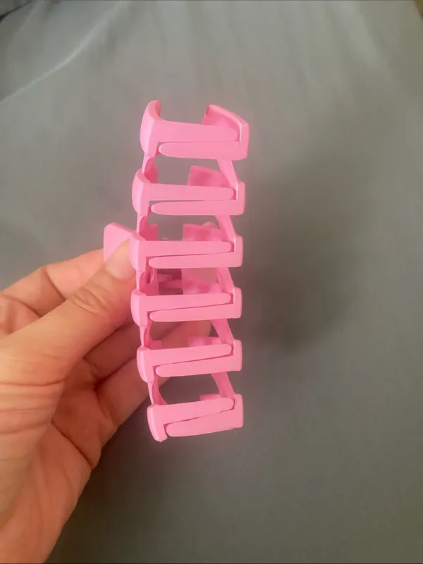 Pink Hair Claw Clip - Image 4