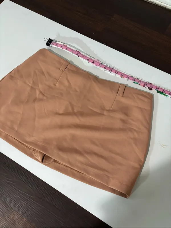 Abercrombie & Fitch Peach-Tone Women's Skort - Image 5
