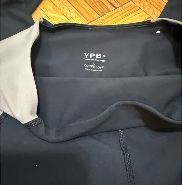 Abercrombie YPB Matching Set - Image 6