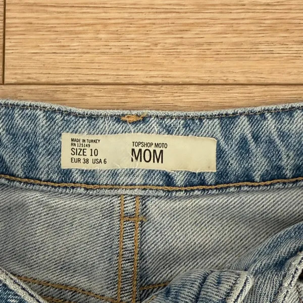 Top shop Light Blue Denim Mom Shorts - Image 2