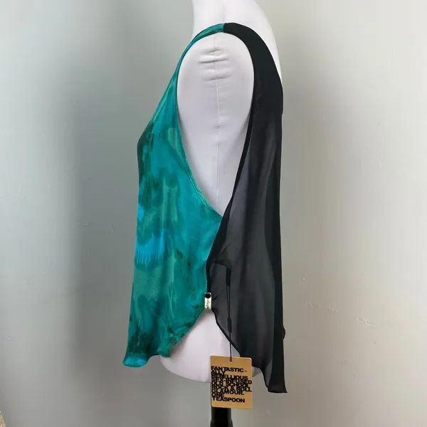 One teaspoon Emerald Rose Dolly Reversible Top Large Festival - Image 10