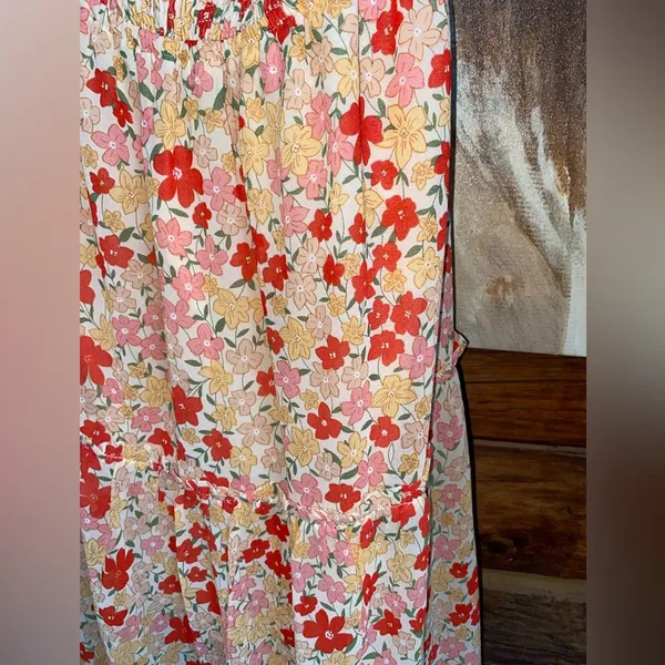 Boutique cross strap dress tie back floral maxi dress length - Image 5
